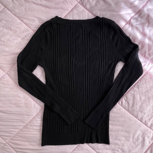 Black Ribbed V-Neck Sweater - Picture 2 of 4